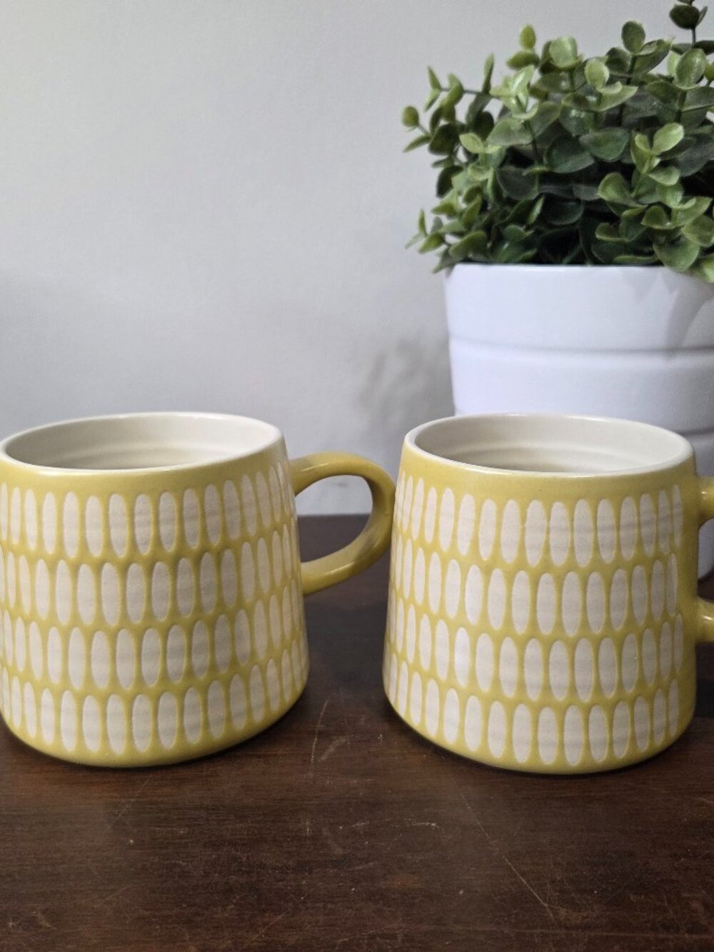Ochre mug Danica stoneware textured sunny yellow set of 2